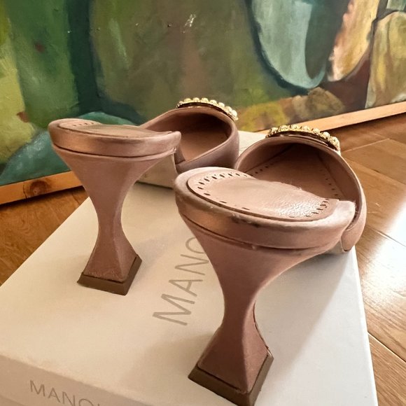 Manolo Blahnik Pearl Fabetamu Mule 38.5 - Picture 12 of 15